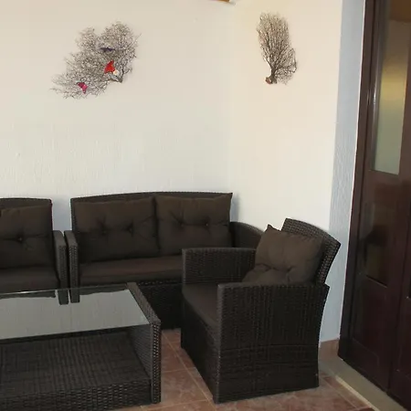 Vintijan 아파트 풀라